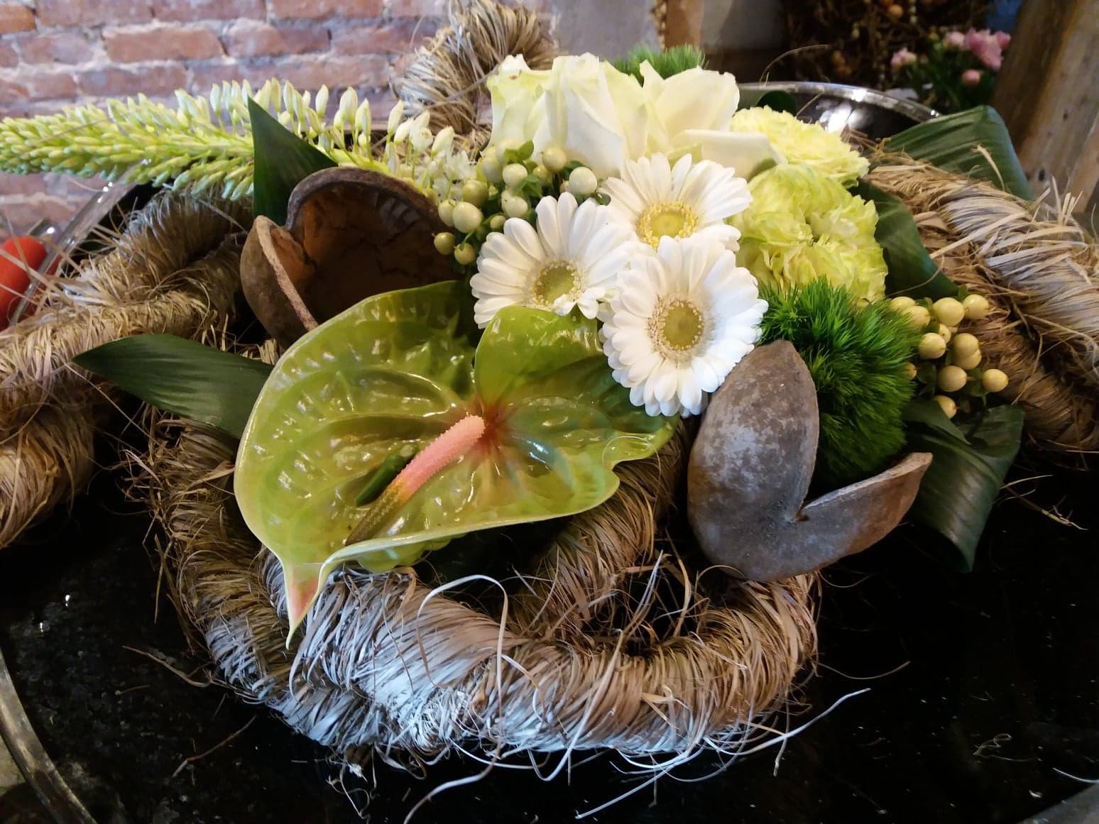 Leraar op school tempel Recyclen Bloemen laten leveren - Thomas Bloemenspeciaalzaak